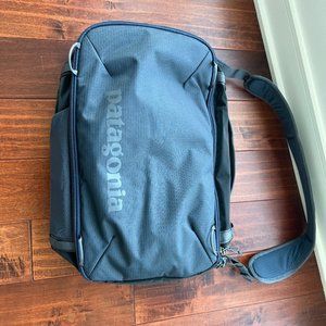 Patagonia Black Hole Mini MLC - New
